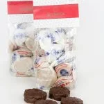 Polvorones con almendra al cacao